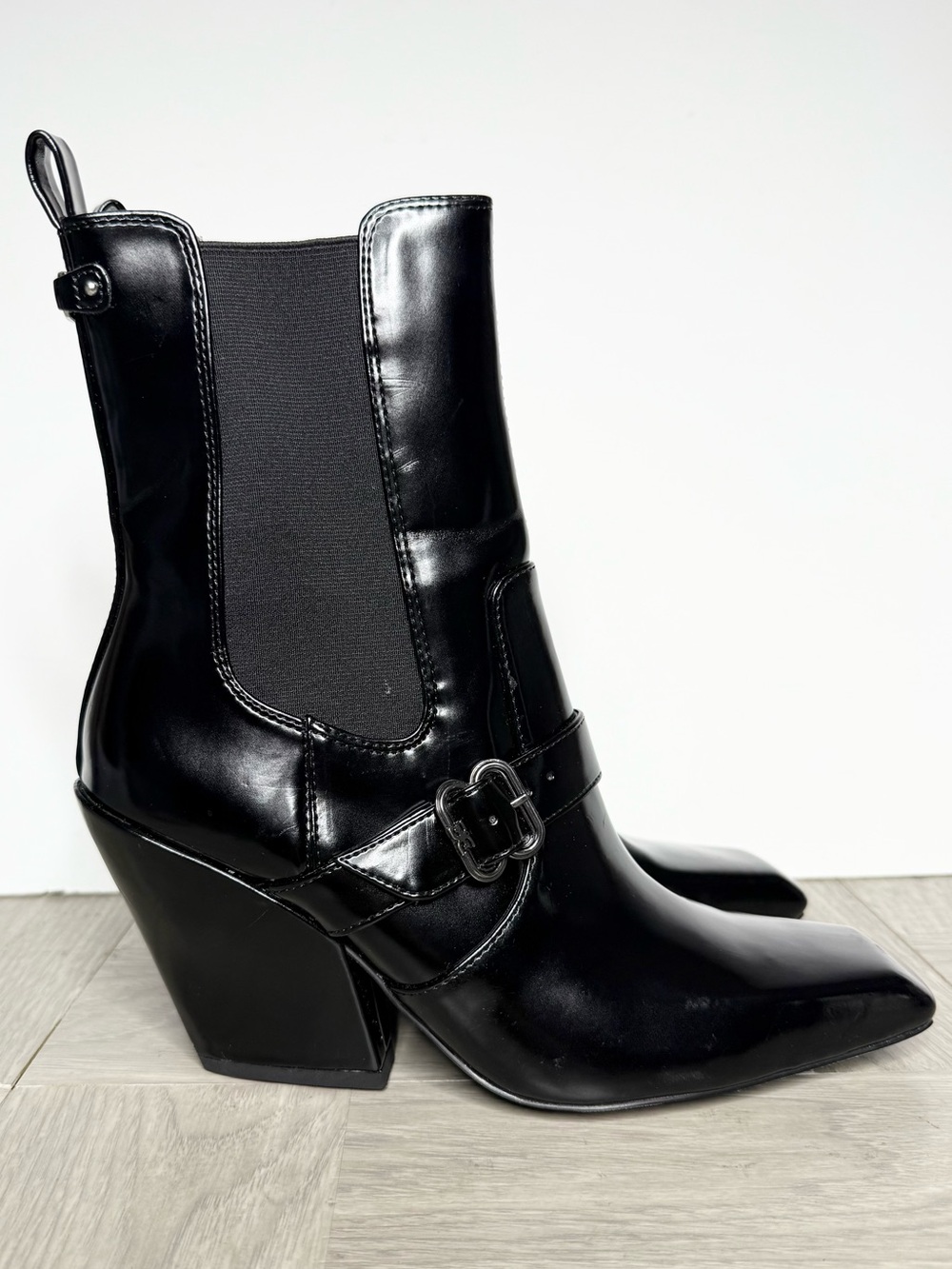 Sam Edelman Suzette Black Square Toe Bootie 8